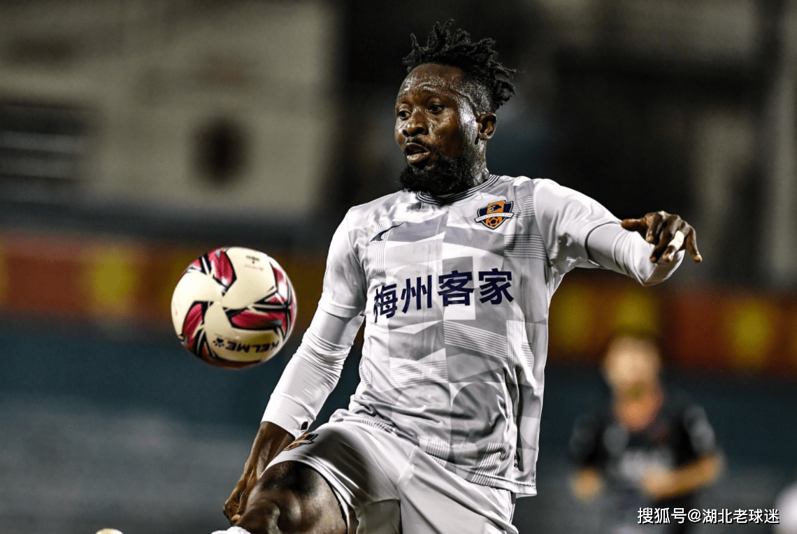 关于射击附加赛上演强强对话，海滨霹雳队读秒扳平闽南天虎队，团队配合流畅；中场绞杀压制对手的信息