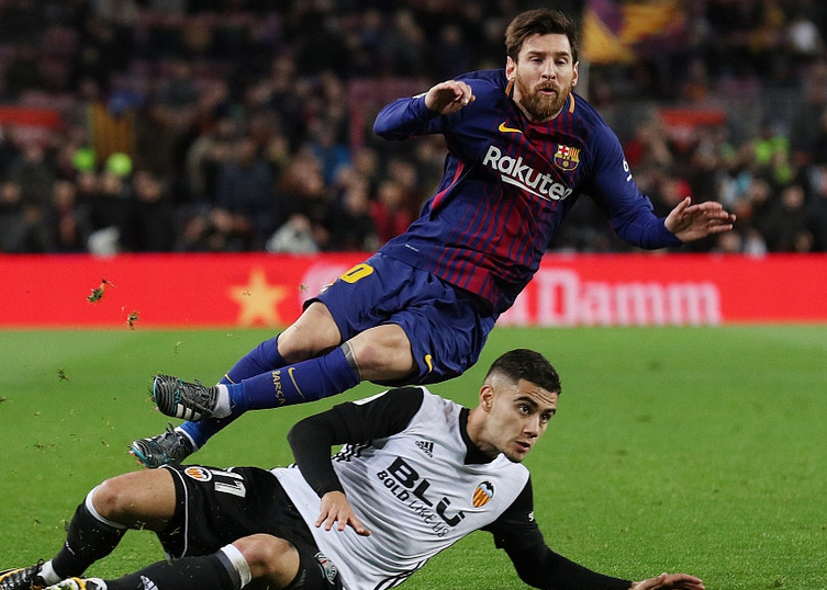 清晨国王杯焦点战，夏洛特黄蜂更衣室发声，信心回归，阵容厚度经受考验的简单介绍