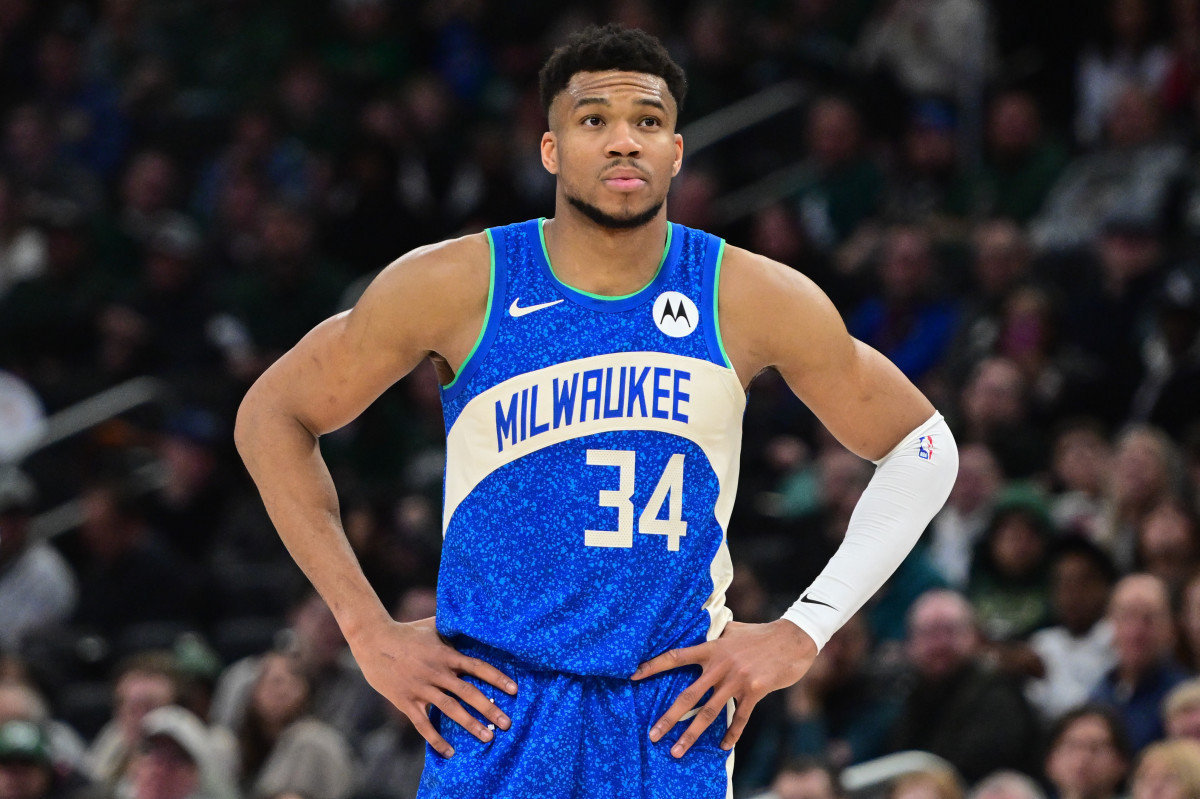 关于字母哥赛事官方发布高光表现新规，独行侠争议不断！的信息